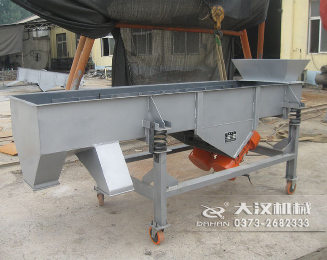 1025型直线振动筛 1025型直线振动筛